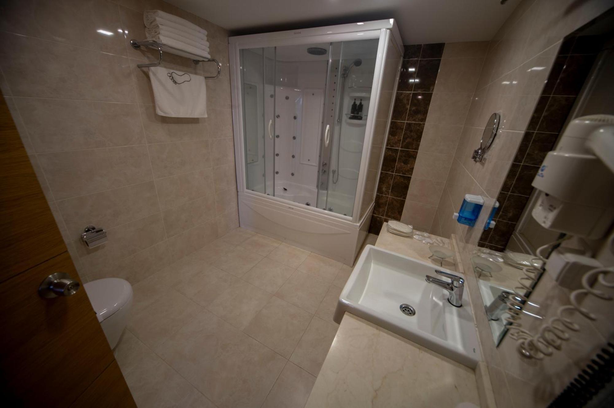 Grand Itimat Hotel Денизли Екстериор снимка
