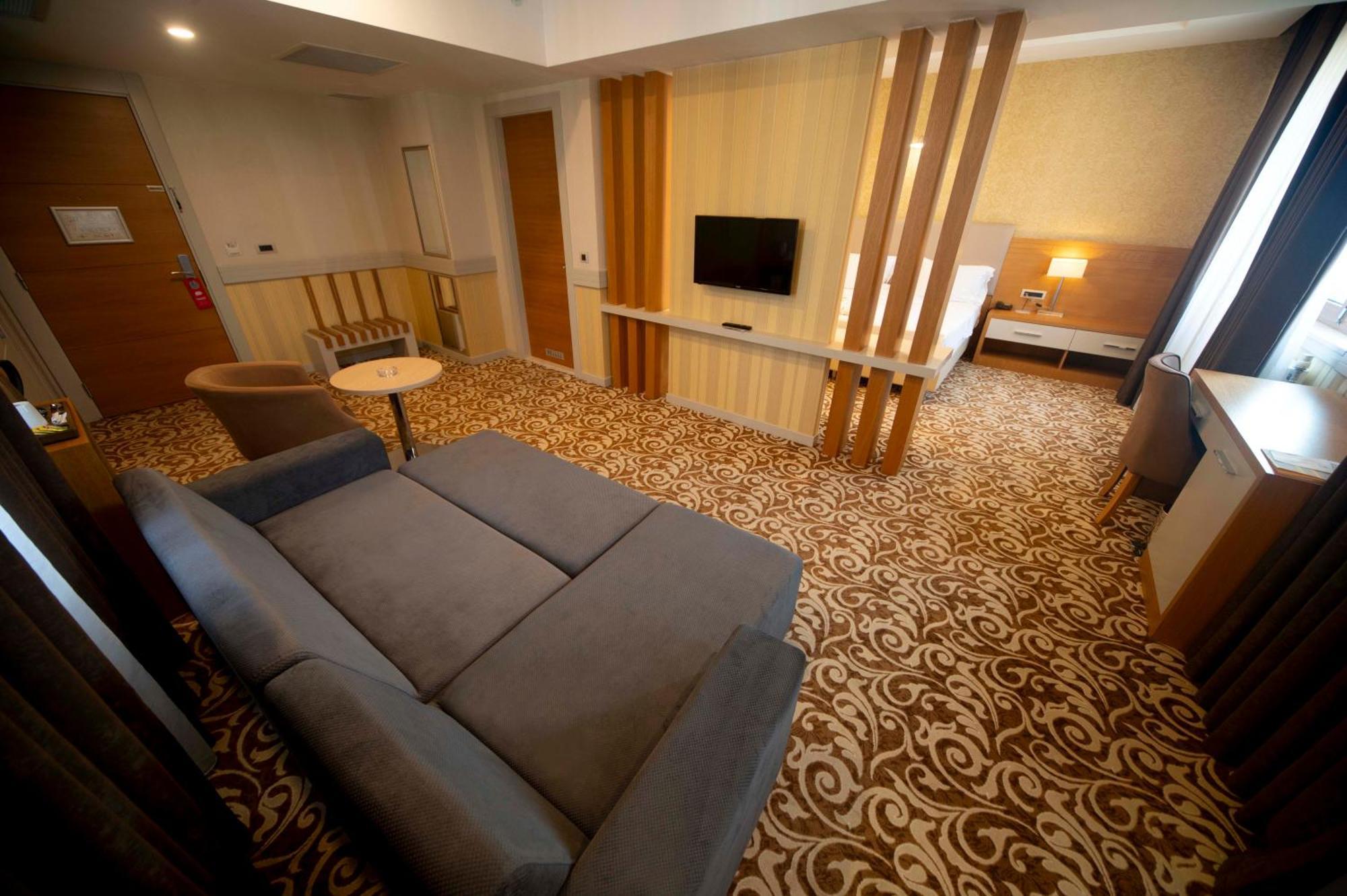 Grand Itimat Hotel Денизли Екстериор снимка