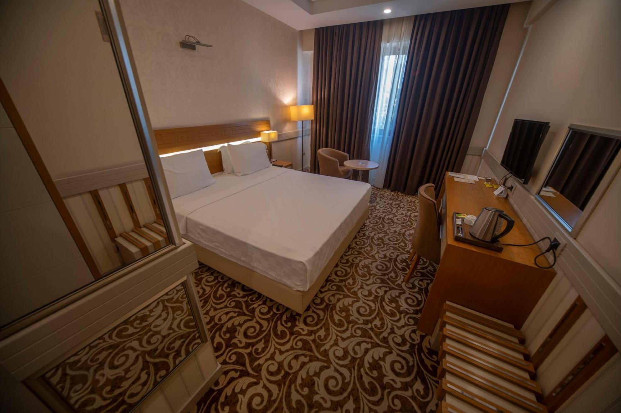 Grand Itimat Hotel Денизли Екстериор снимка
